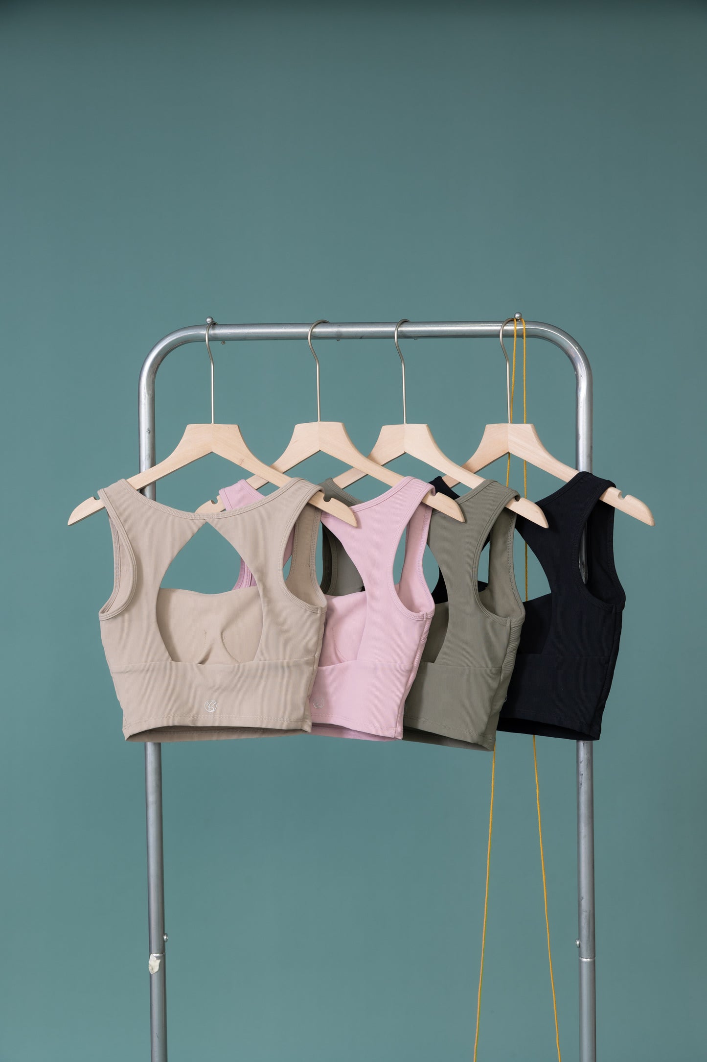 預購/晨霧溫肩__ 美背一體式Bra Top