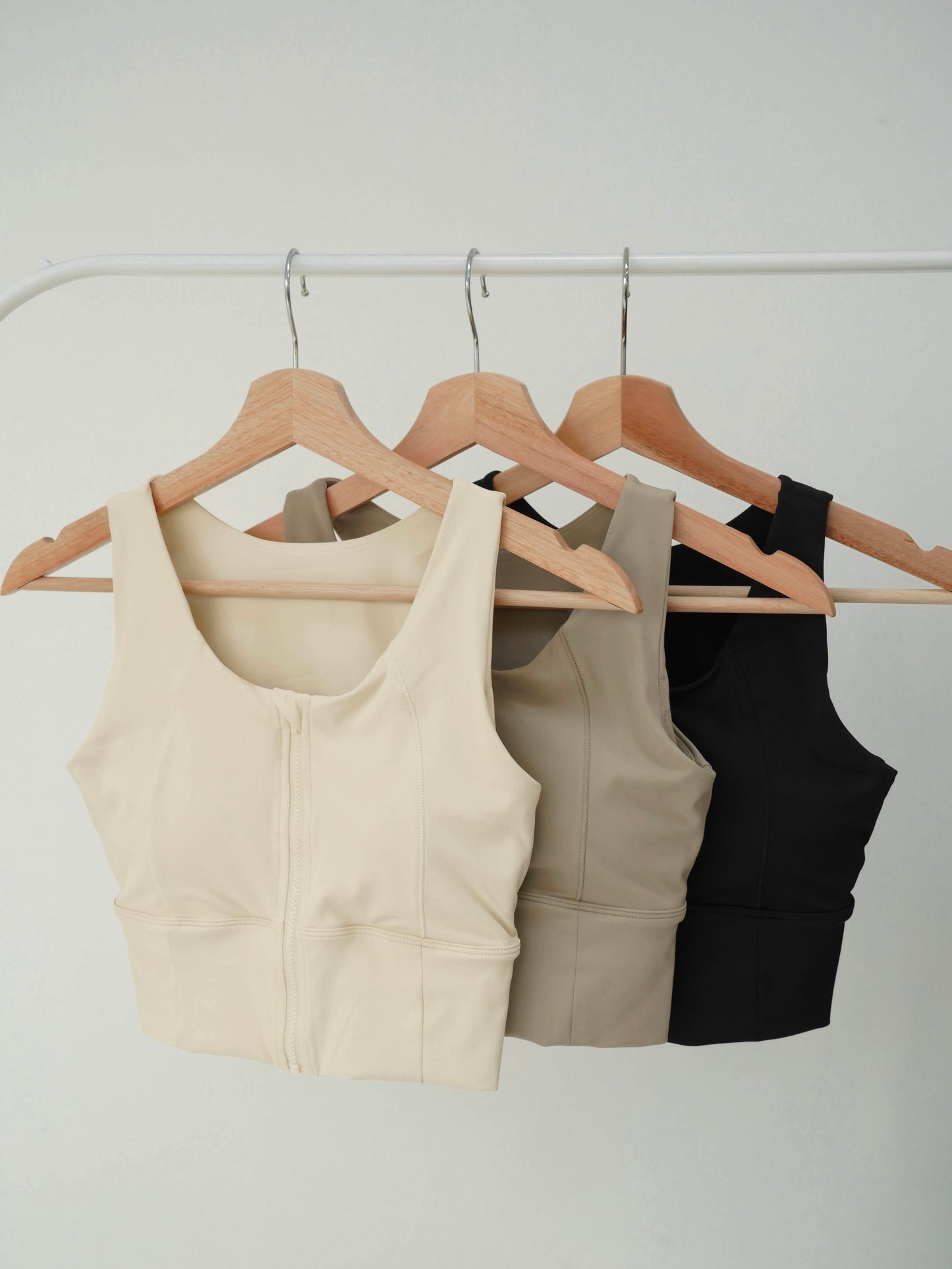 預購 / 重訓推薦-前拉鍊0副乳Bra Tops