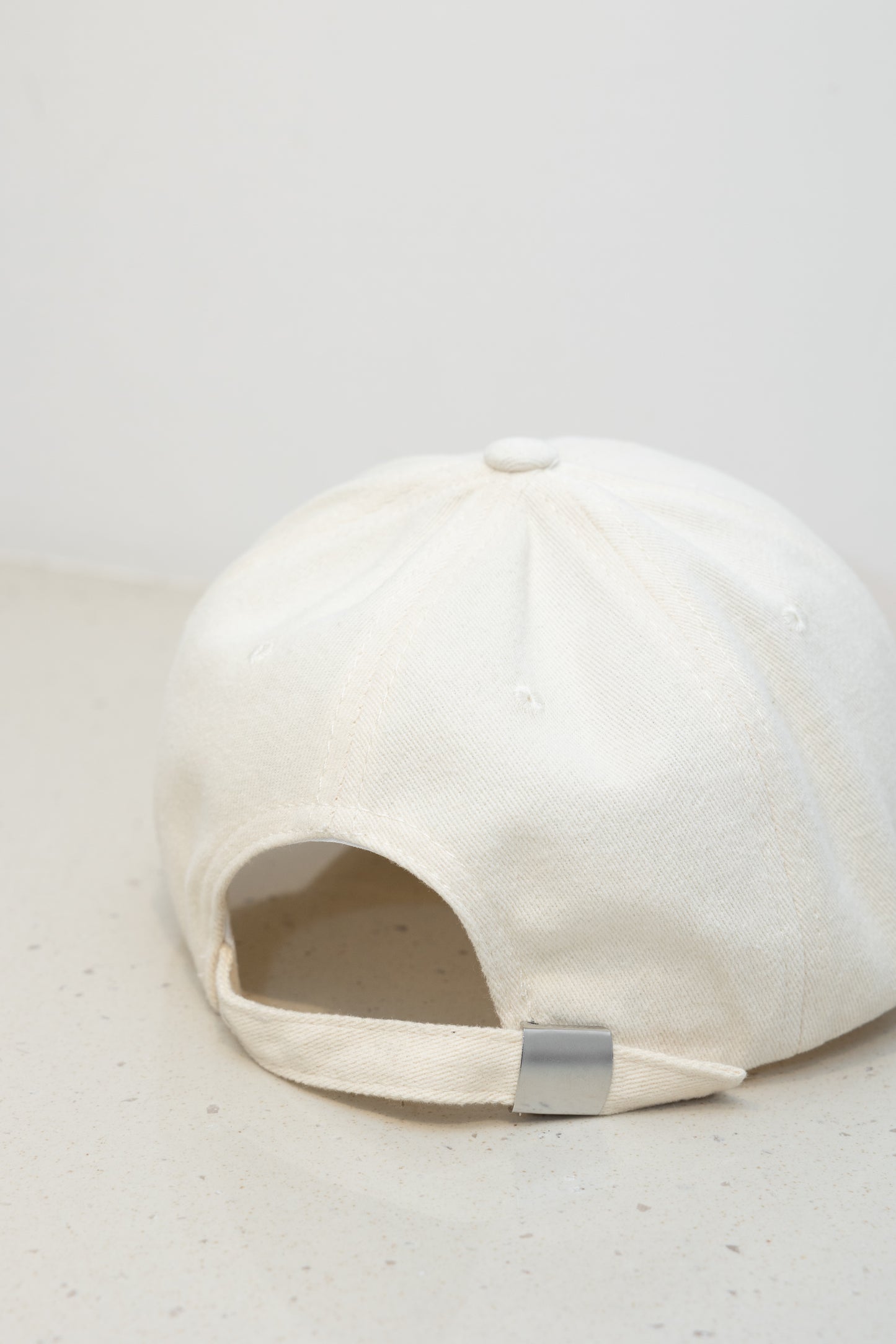 微光日常_BaFai織標老帽