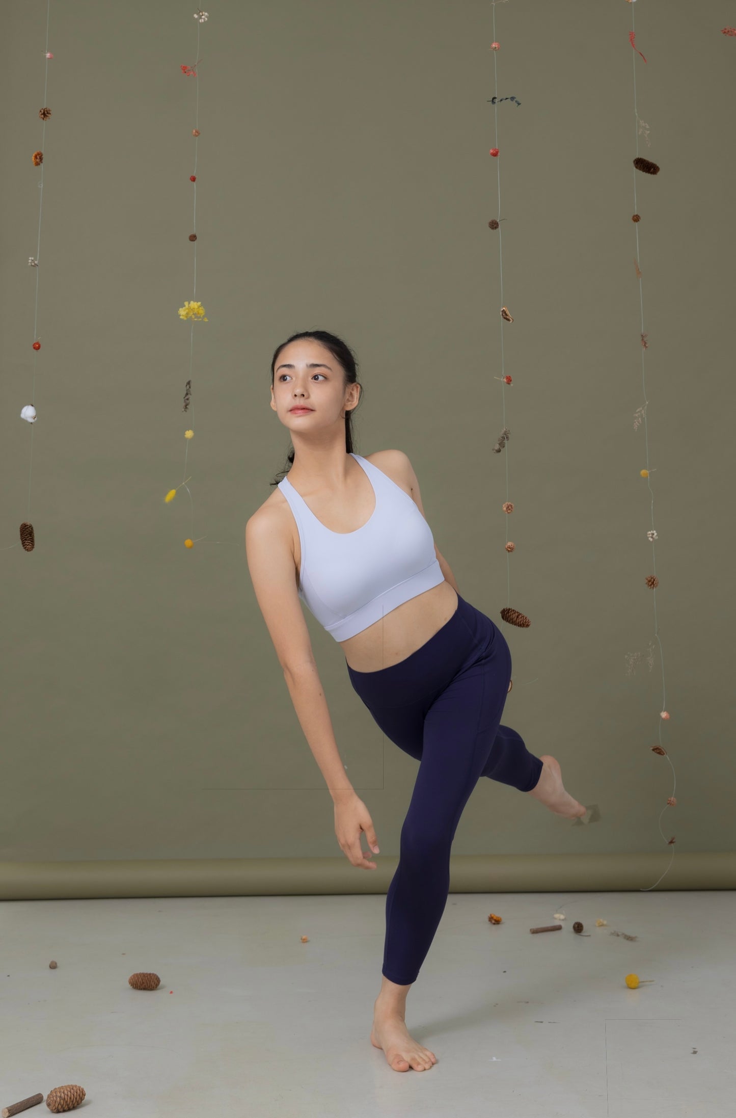 靜岩煙灰_雙口袋Leggings