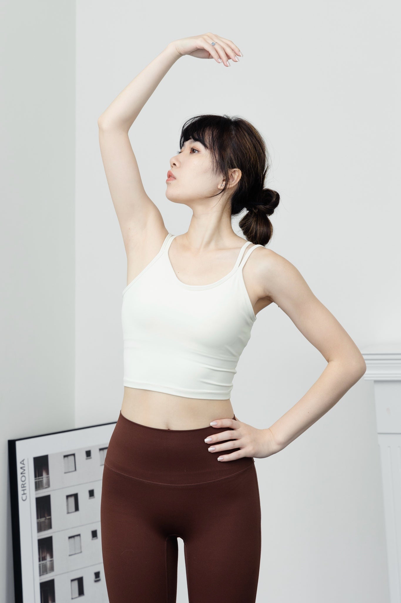 預購/裸感細肩交叉美背Bra Top