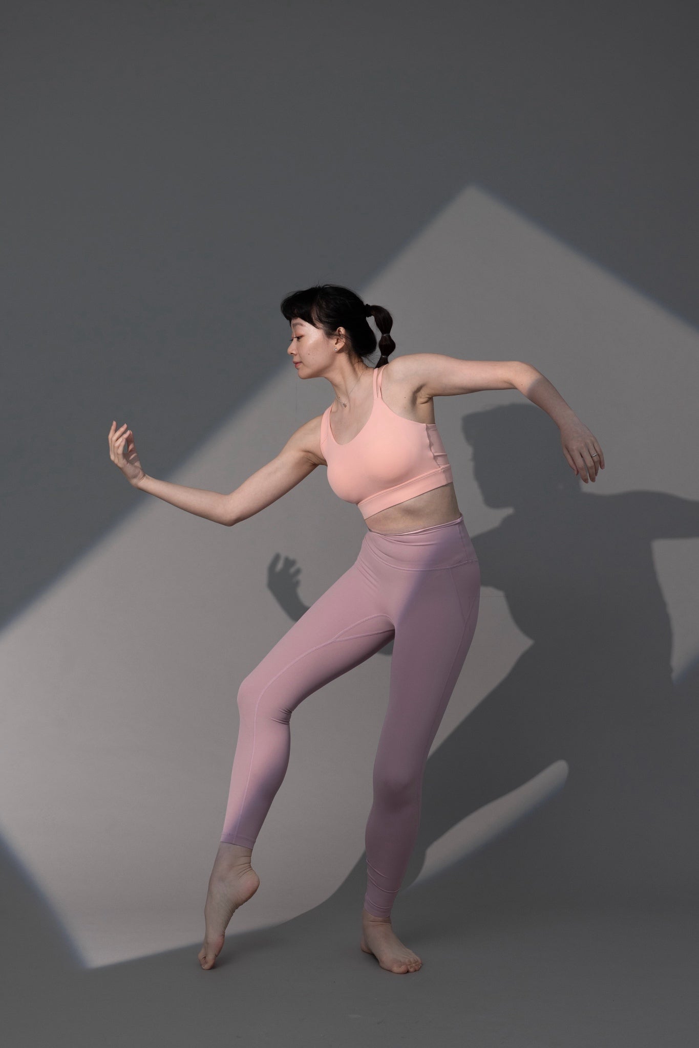 熾焰行者_不對稱bra top