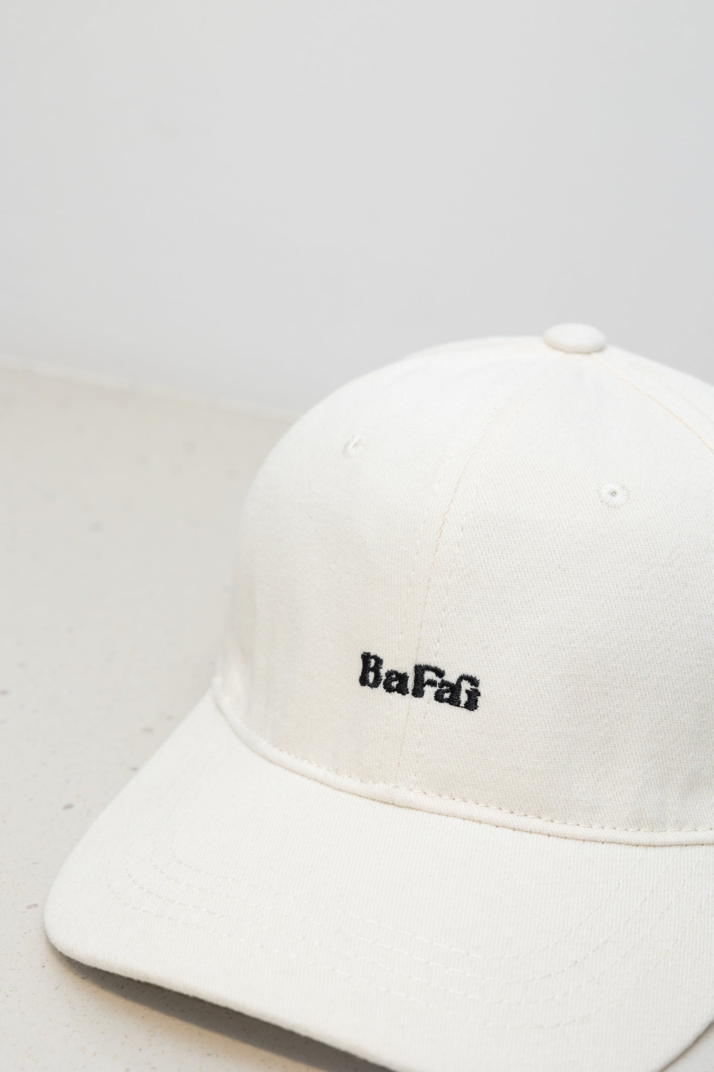 微光日常_BaFai織標老帽