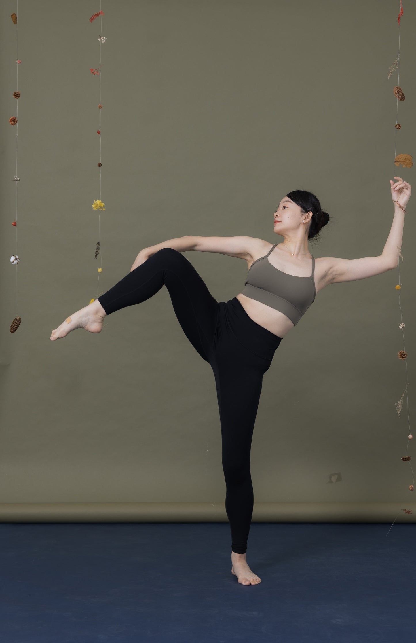 月白霜晨Leggings