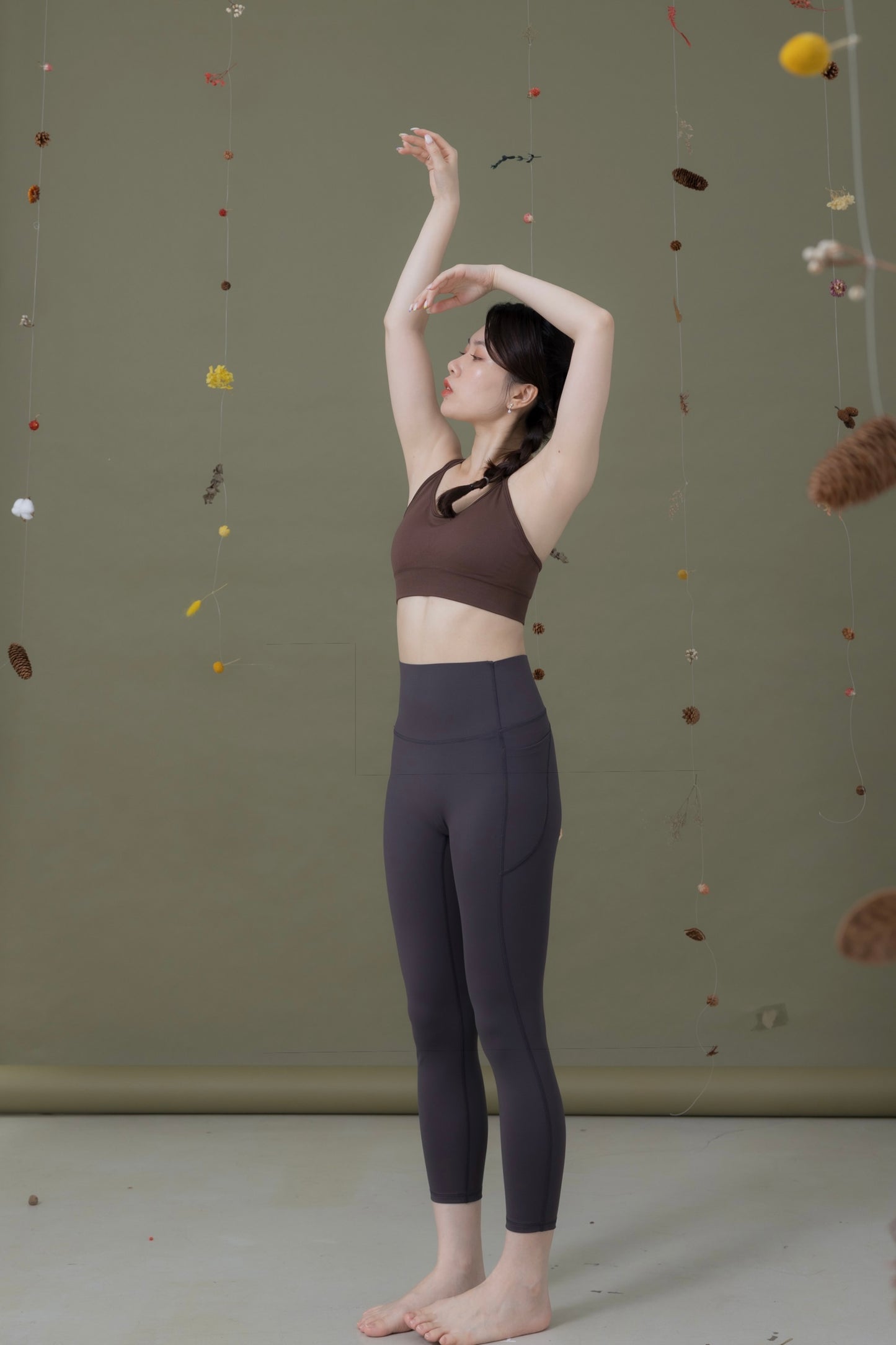 靜岩煙灰_雙口袋Leggings