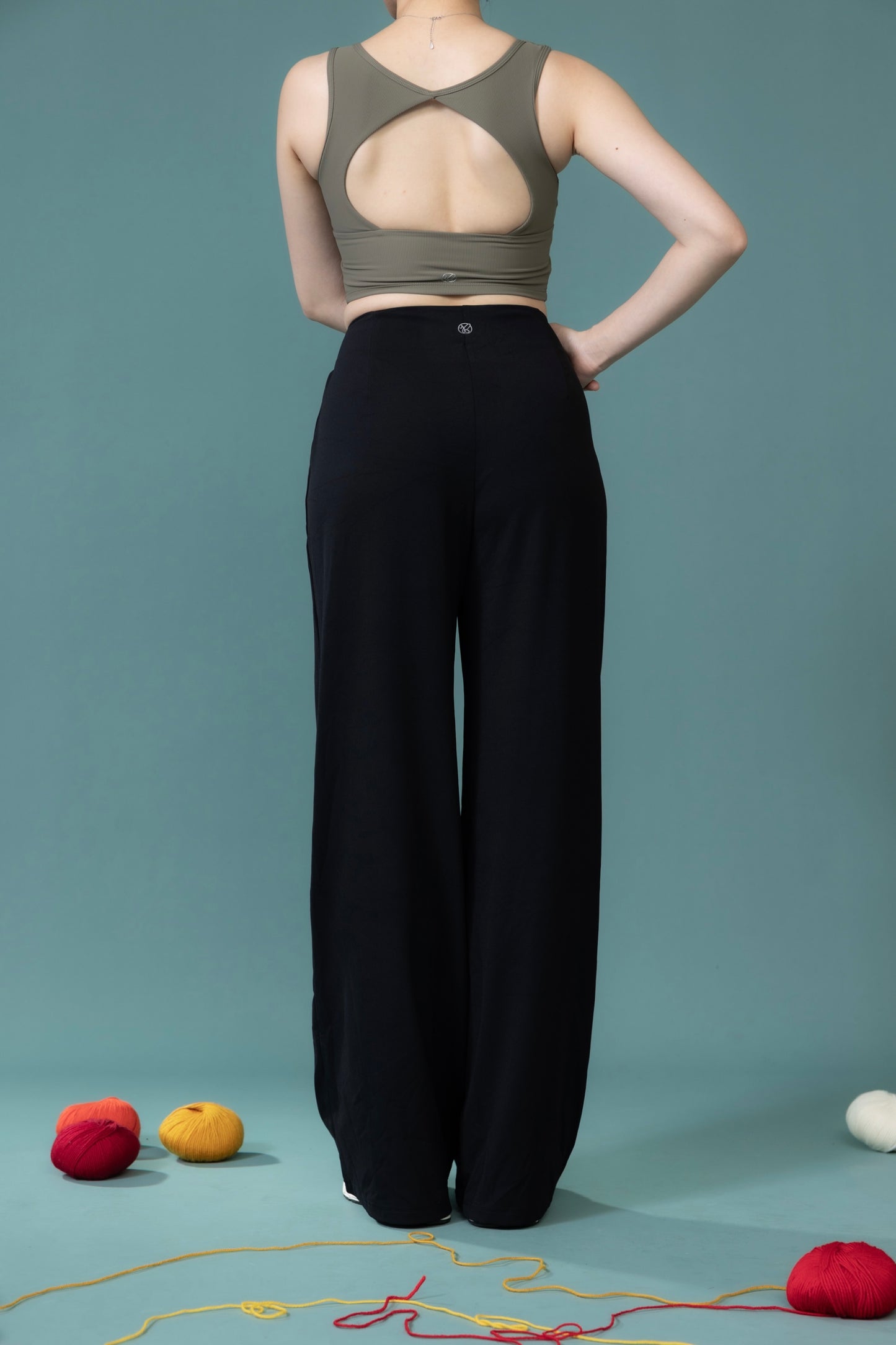 預購/雲杏輕行__ 高腰寬鬆直筒褲